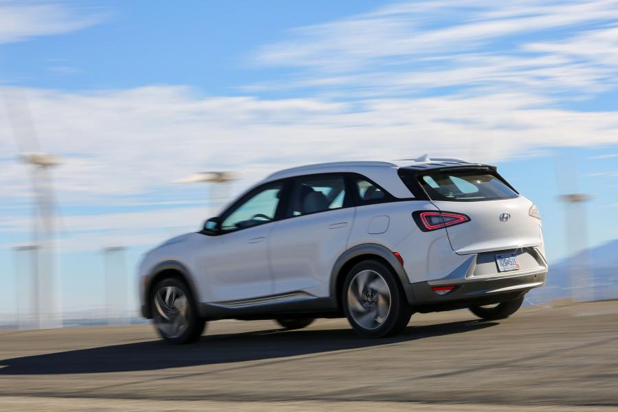  Hyundai NEXO 2018 года  (NA) (фото 43 из 83)